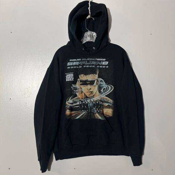 Rauw Alejandro Saturno Tour 2023 Black Graphic Pullover Hoodie Size Medium - Picture 1 of 6